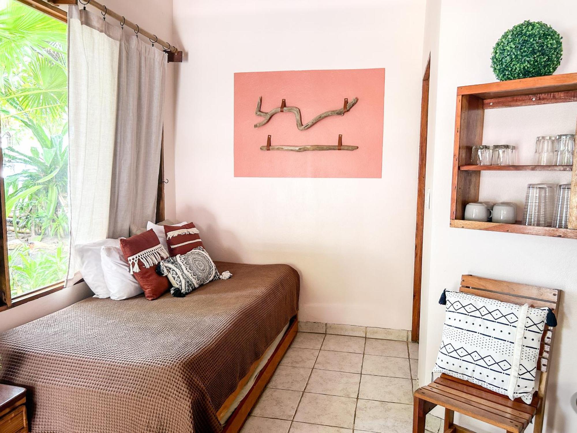 Fenix Hotel - On The Beach Sámara エクステリア 写真